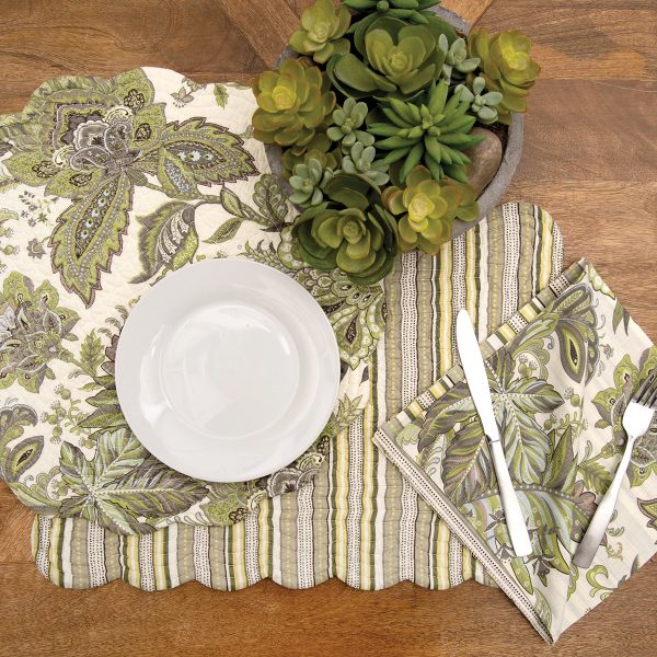 Esmeralda Table Linens Fashion