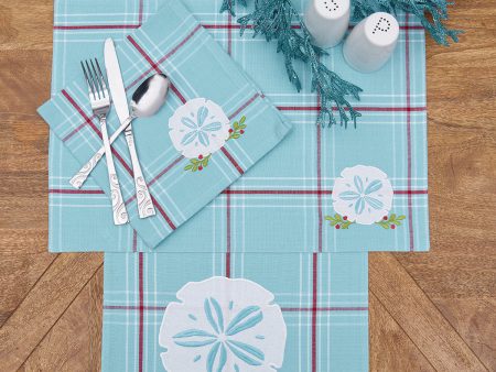 A Coastal Holiday Table Linens Supply