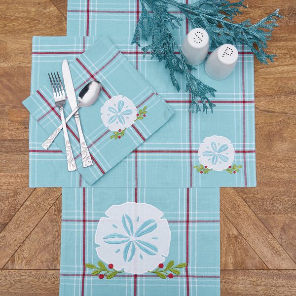 A Coastal Holiday Table Linens Supply