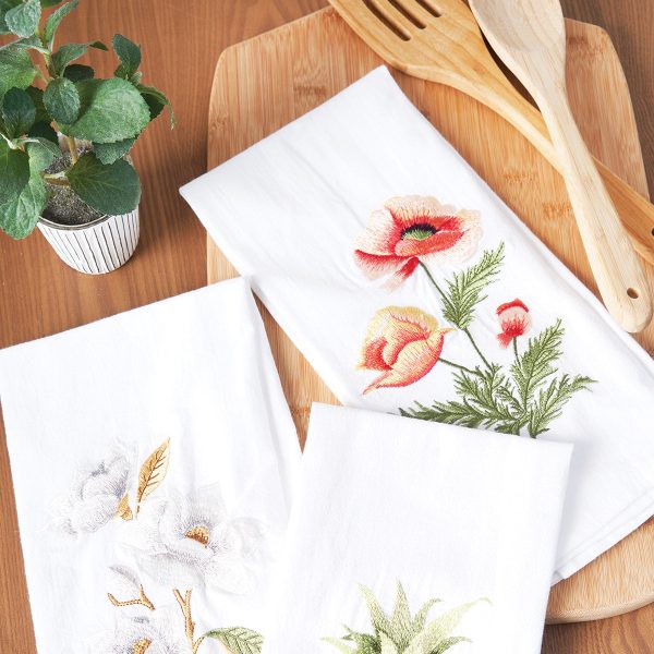 Poppy Kitchen Towel For Sale